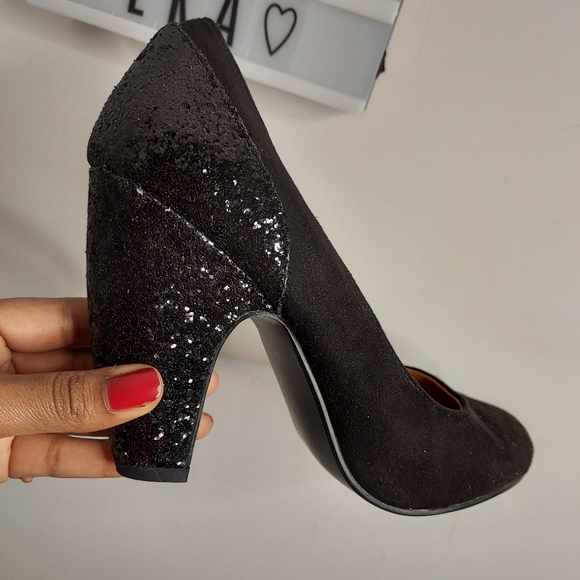 Black sequin heels - Picture 6 of 10